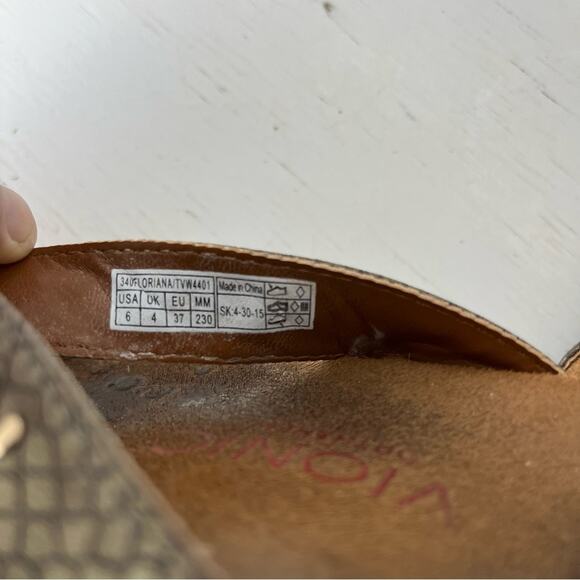 Vionic Floriana brown embellishments flip flop sandal size 6 - Picture 5 of 8